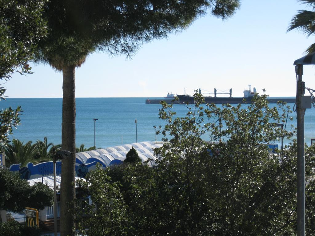 Hotel Acqua Marina Albissola Marina Zewnętrze zdjęcie